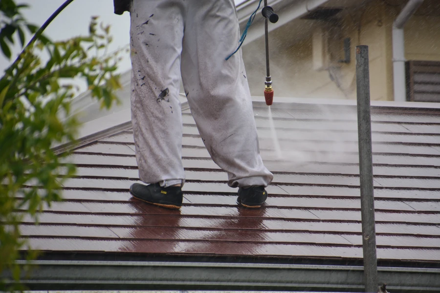 Common Roof Cleaning Mistakes And How To Avoid Them in Orlando, FL